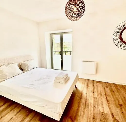 Pierre Lauragaise 아파트 *